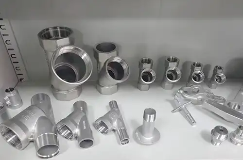 Investment casting does not require parting surfaces